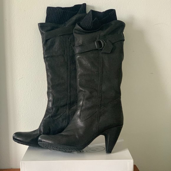 Black Italian Leather Knee High Boots - Not Worn. Size 9. - Picture 1 of 4